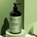  شامپو رزماری و نعناع میله، محصولی تقویتی و ضد ریزش از برند آمریکایی Mielle Organics است. ترکیب گیاهی رزماری و نعناع فلفلی، همراه با بیوتین و روغن‌های مغذی، پوست سر را تقویت کرده و موهای ضعیف و کم‌پشت را از ریشه تا ساقه حمایت می‌کند