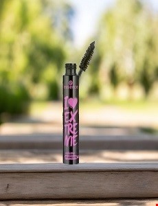 ریمل حجم دهنده و بلند کننده مشکی اسنس Essence
