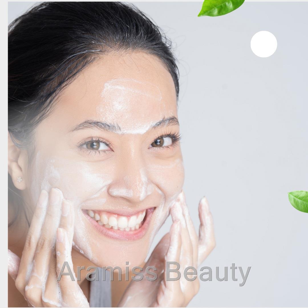 پاک‌سازی دو مرحله‌ای صورت | روش Double Cleansing برای پوست شفاف و بدون جوش